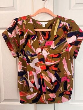 Nine West Olive Pink Abstract Print Banded Bottom Blouse Medium